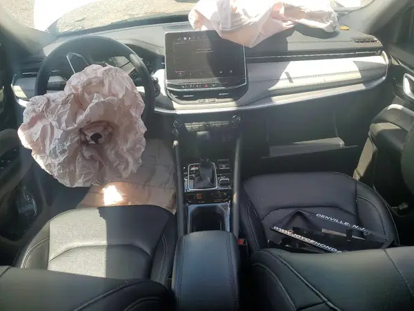 3C4NJDCN5ST587755 2025 JEEP COMPASS - Image 8