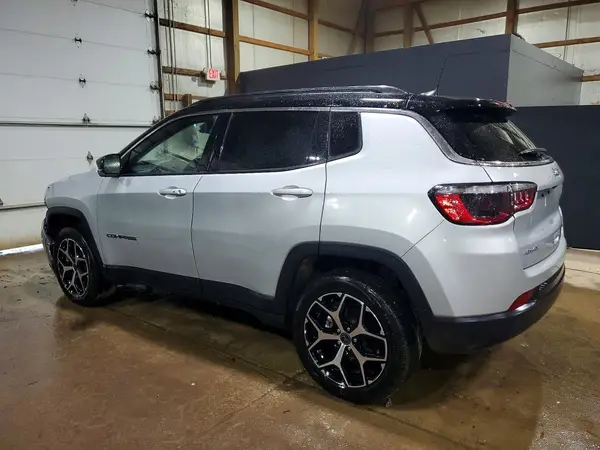 3C4NJDCN5ST595290 2025 JEEP COMPASS - Image 2