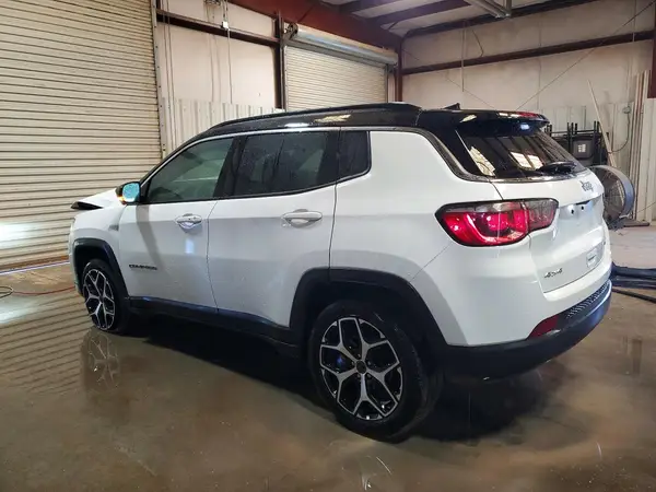 3C4NJDCN5ST597931 2025 JEEP COMPASS - Image 2