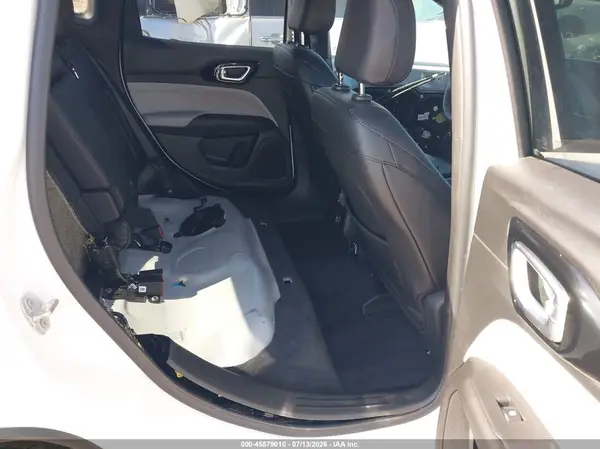 3C4NJDCN5ST610757 2025 JEEP COMPASS - Image 8