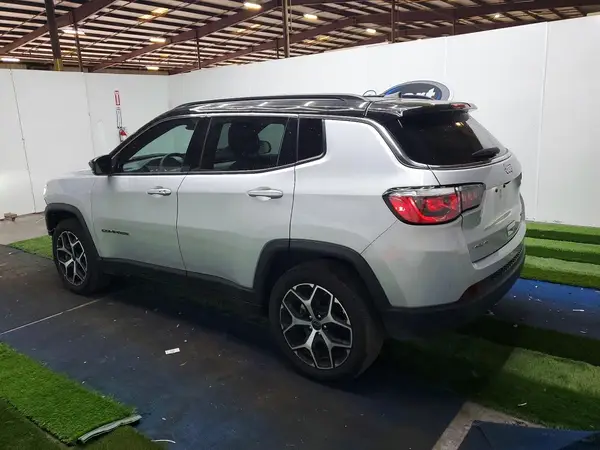 3C4NJDCN5ST614405 2025 JEEP COMPASS - Image 2