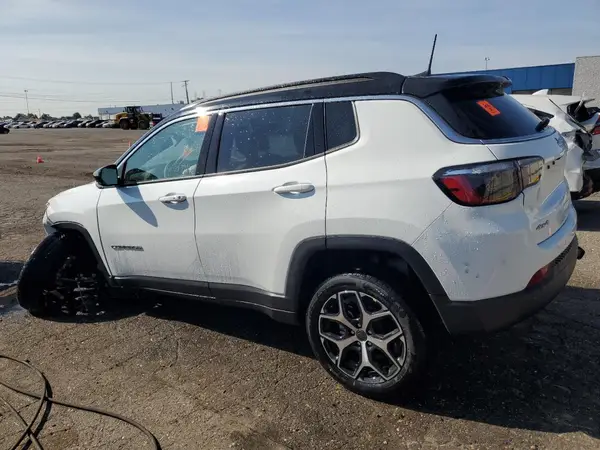 3C4NJDCN5ST620222 2025 JEEP COMPASS - Image 2