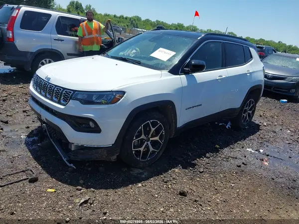 3C4NJDCN5ST623802 2025 JEEP COMPASS - Image 2