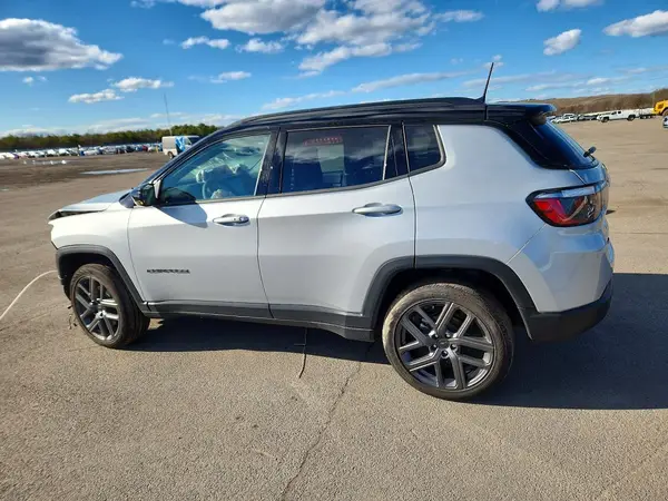 3C4NJDCN5TT164675 2026 JEEP COMPASS - Image 2