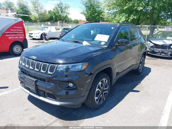 3C4NJDCN6PT556523 2023 JEEP COMPASS - Image 2