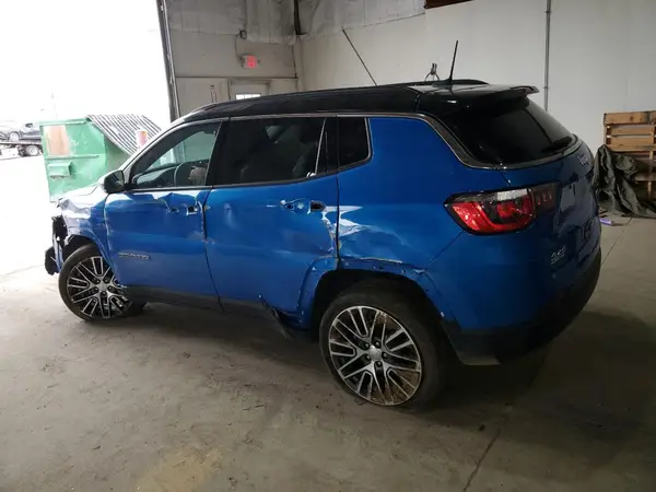 3C4NJDCN6PT568252 2023 JEEP COMPASS - Image 2