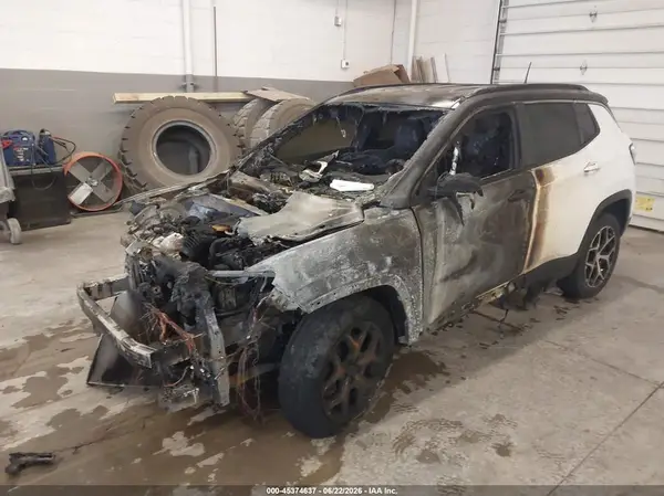 3C4NJDCN6RT155170 2024 JEEP COMPASS - Image 2
