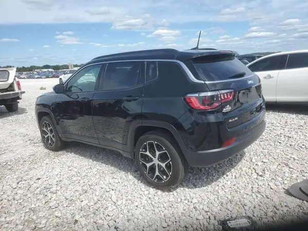 3C4NJDCN6RT156867 2024 JEEP COMPASS - Image 2