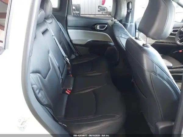 3C4NJDCN6RT597494 2024 JEEP COMPASS - Image 8