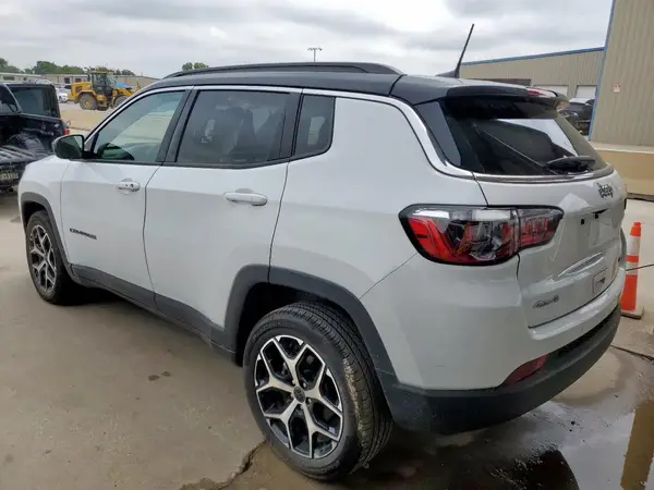 3C4NJDCN6ST509730 2025 JEEP COMPASS - Image 2