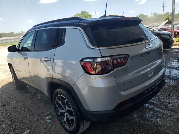 3C4NJDCN6ST511817 2025 JEEP COMPASS - Image 2