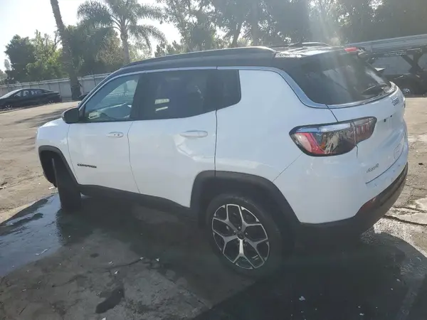 3C4NJDCN6ST513809 2025 JEEP COMPASS - Image 2