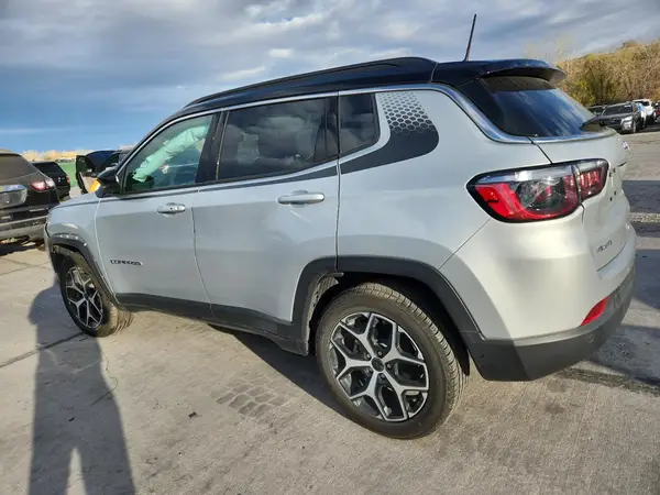 3C4NJDCN6ST515480 2025 JEEP COMPASS - Image 2