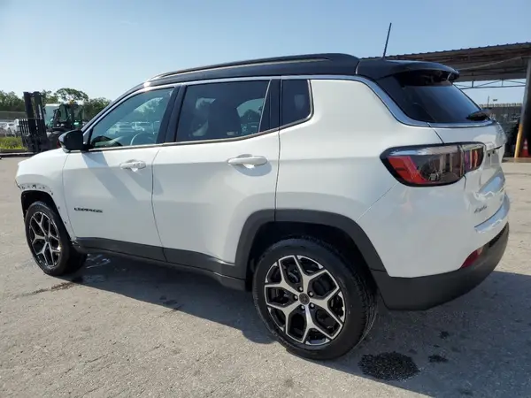3C4NJDCN6ST522641 2025 JEEP COMPASS - Image 2