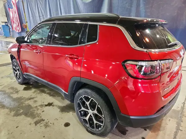 3C4NJDCN6ST523837 2025 JEEP COMPASS - Image 2