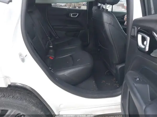 3C4NJDCN6ST537365 2025 JEEP COMPASS - Image 8