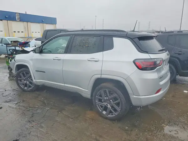 3C4NJDCN6ST558331 2025 JEEP COMPASS - Image 2