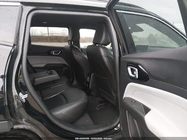 3C4NJDCN6ST578238 2025 JEEP COMPASS - Image 8