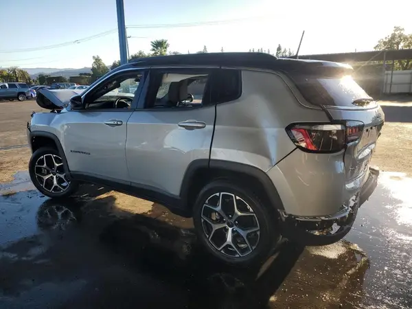 3C4NJDCN6ST605129 2025 JEEP COMPASS - Image 2