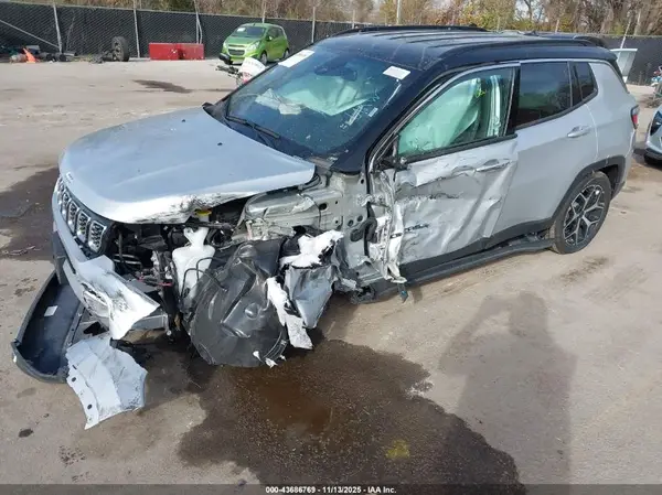 3C4NJDCN6ST622514 2025 JEEP COMPASS - Image 2