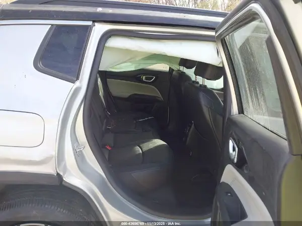 3C4NJDCN6ST622514 2025 JEEP COMPASS - Image 8