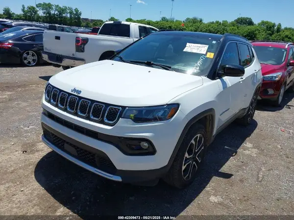 3C4NJDCN7PT555428 2023 JEEP COMPASS - Image 2