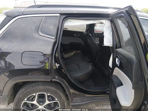 3C4NJDCN7RT102221 2024 JEEP COMPASS - Image 8