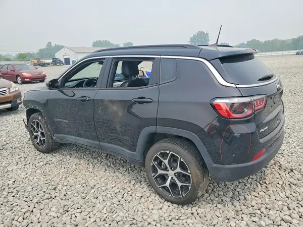 3C4NJDCN7RT155324 2024 JEEP COMPASS - Image 2