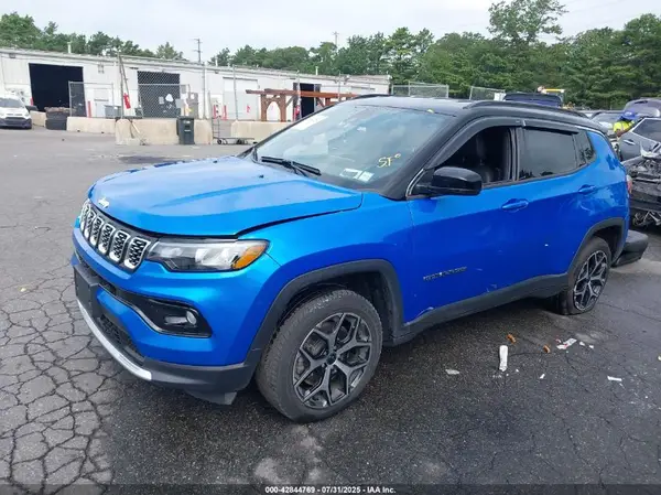 3C4NJDCN7ST501569 2025 JEEP COMPASS - Image 2