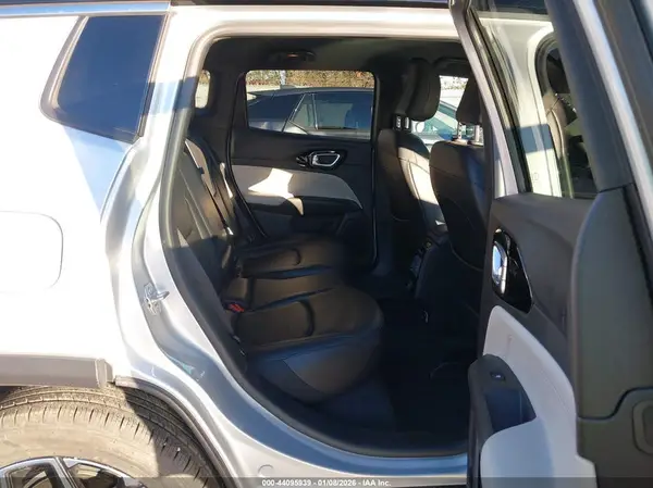 3C4NJDCN7ST502835 2025 JEEP COMPASS - Image 8