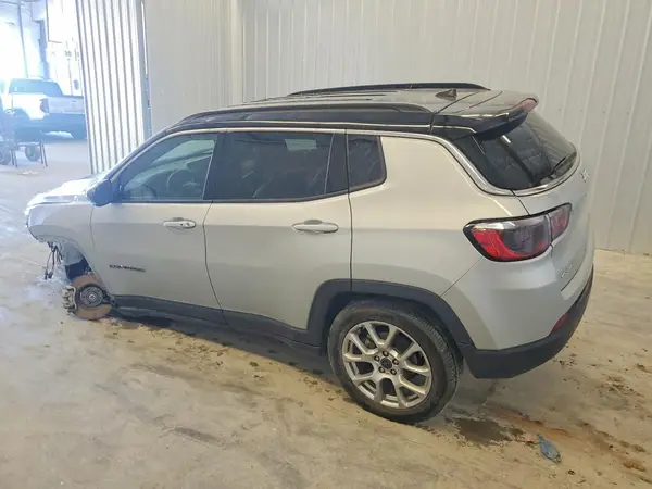 3C4NJDCN7ST504956 2025 JEEP COMPASS - Image 2