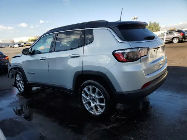 3C4NJDCN7ST506996 2025 JEEP COMPASS - Image 2