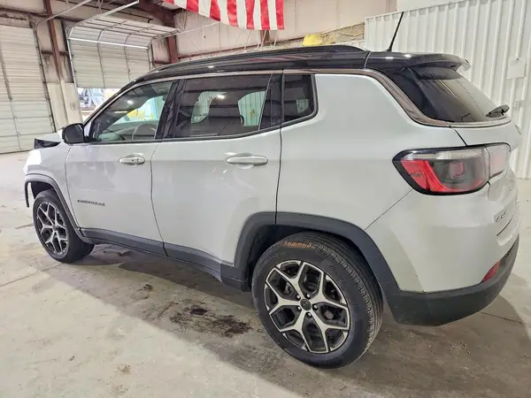 3C4NJDCN7ST510319 2025 JEEP COMPASS - Image 2
