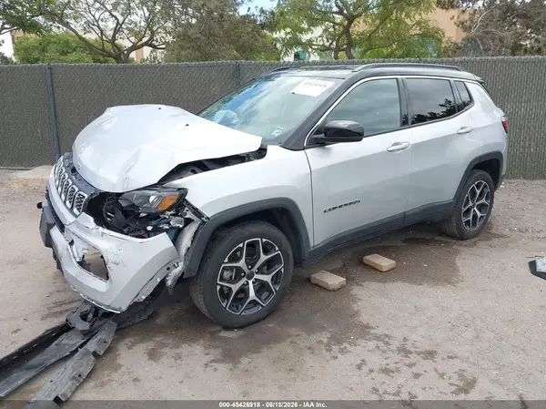 3C4NJDCN7ST526116 2025 JEEP COMPASS - Image 2