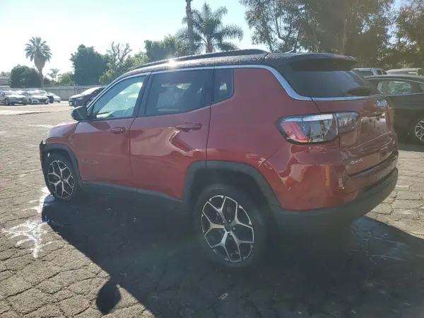 3C4NJDCN7ST526164 2025 JEEP COMPASS - Image 2