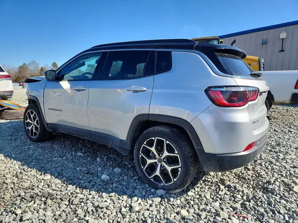3C4NJDCN7ST561089 2025 JEEP COMPASS - Image 2