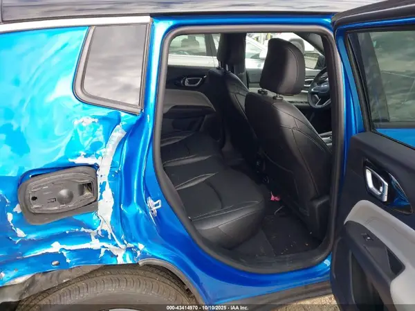 3C4NJDCN7ST568799 2025 JEEP COMPASS - Image 8