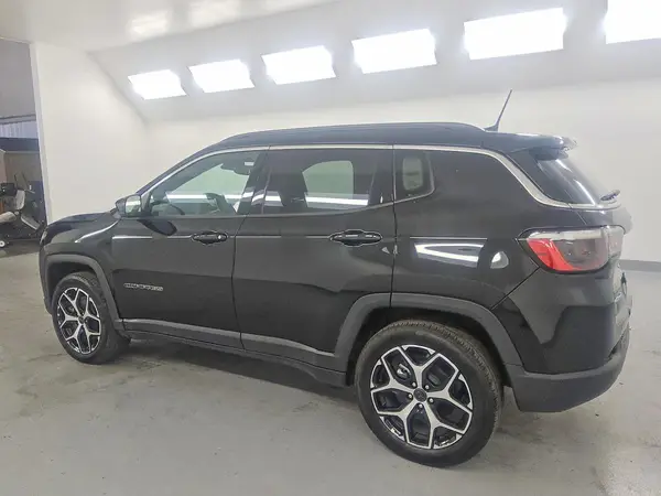 3C4NJDCN7ST579589 2025 JEEP COMPASS - Image 2