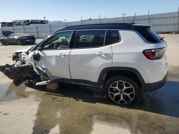 3C4NJDCN7ST600098 2025 JEEP COMPASS - Image 2