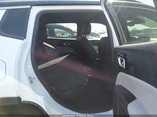 3C4NJDCN7TT271100 2026 JEEP COMPASS - Image 8
