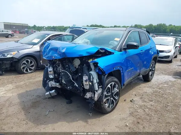 3C4NJDCN8PT518257 2023 JEEP COMPASS - Image 2