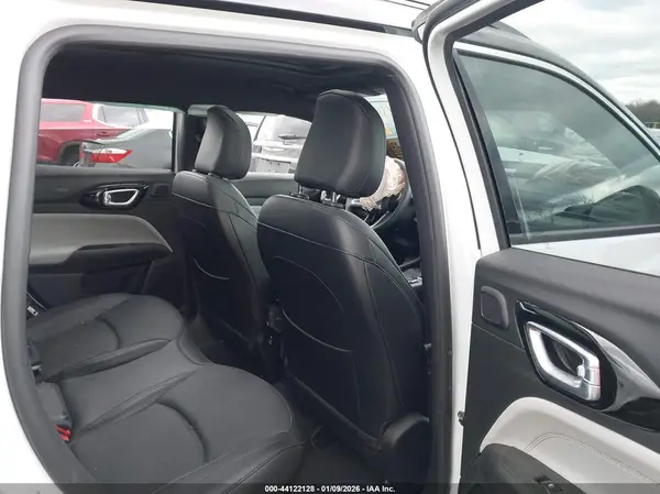 3C4NJDCN8PT519845 2023 JEEP COMPASS - Image 8