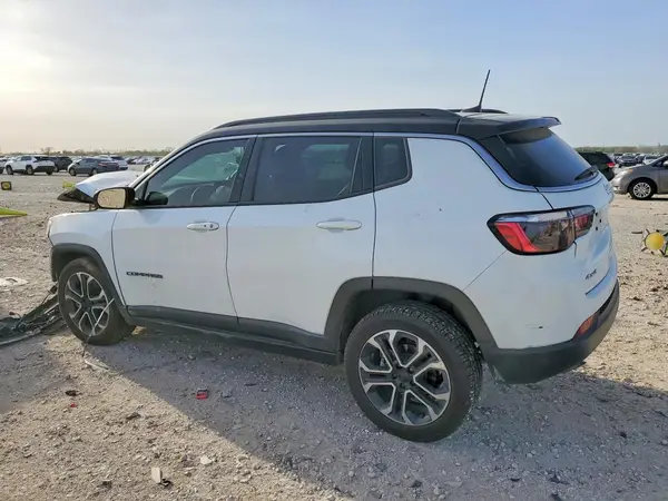 3C4NJDCN8PT525550 2023 JEEP COMPASS - Image 2