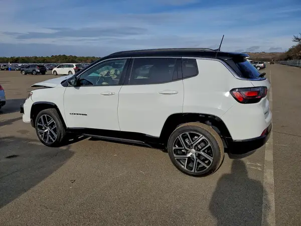 3C4NJDCN8RT101871 2024 JEEP COMPASS - Image 2