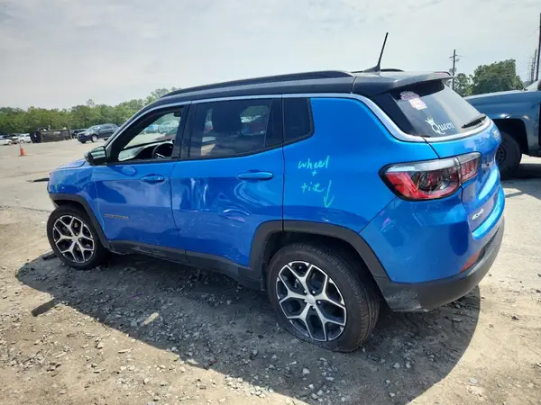 3C4NJDCN8RT103894 2024 JEEP COMPASS - Image 2