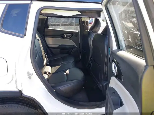 3C4NJDCN8RT105483 2024 JEEP COMPASS - Image 8
