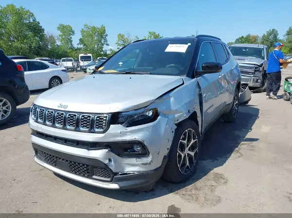 3C4NJDCN8RT108447 2024 JEEP COMPASS - Image 2