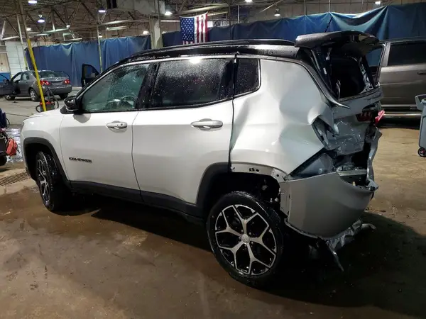 3C4NJDCN8RT115270 2024 JEEP COMPASS - Image 2