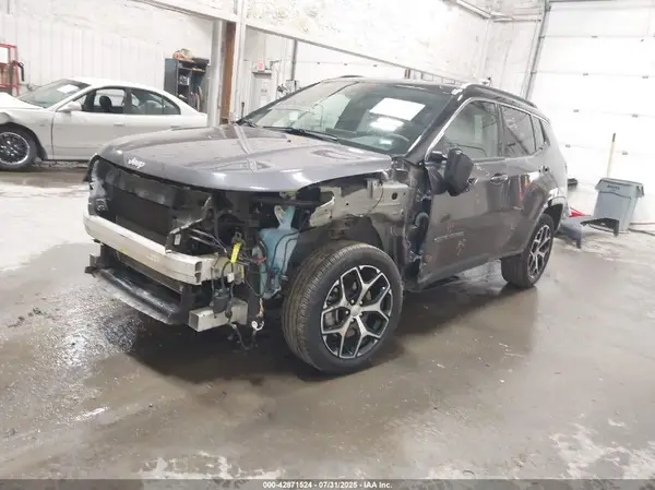 3C4NJDCN8RT134949 2024 JEEP COMPASS - Image 2