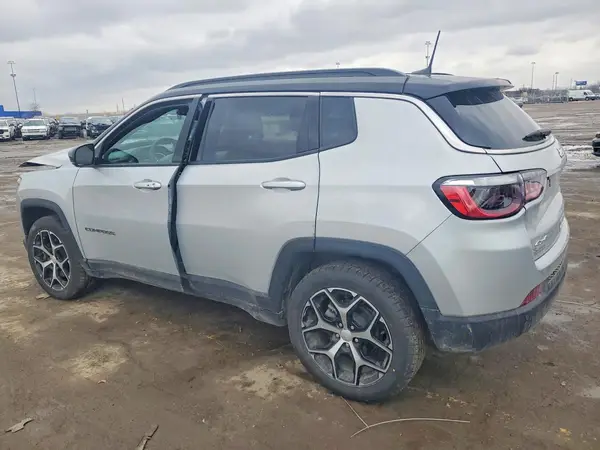 3C4NJDCN8RT139200 2024 JEEP COMPASS - Image 2